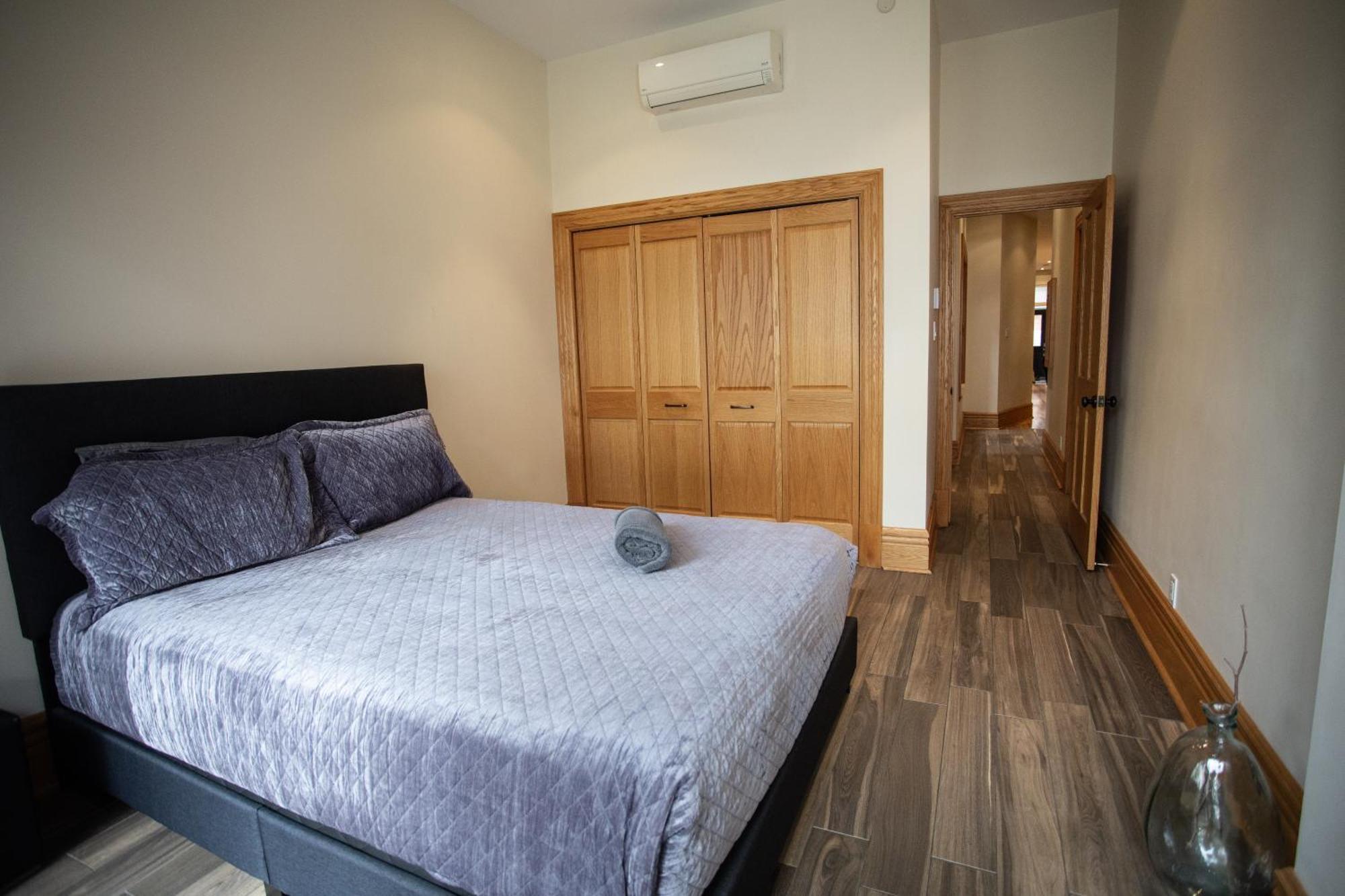 Spacious Downtown Montreal Apartment, 4Br-2Ba,Free Wifi Extérieur photo