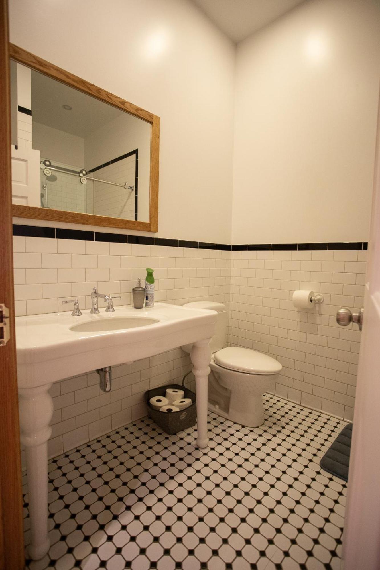 Spacious Downtown Montreal Apartment, 4Br-2Ba,Free Wifi Extérieur photo